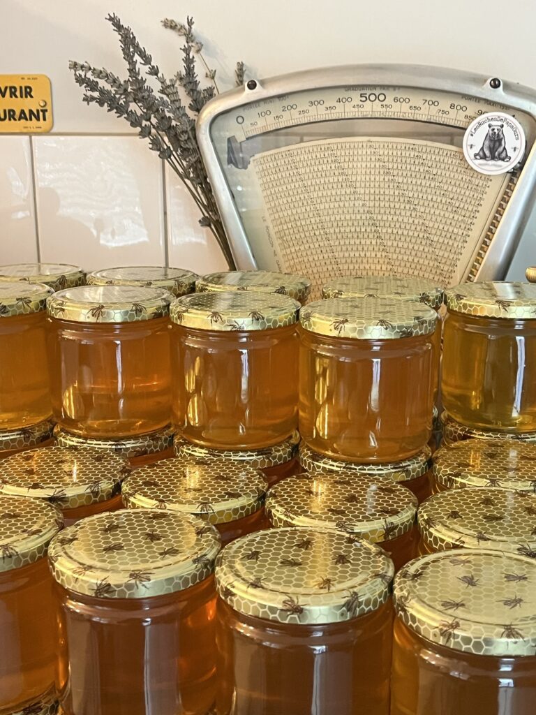 Mise en pot du miel